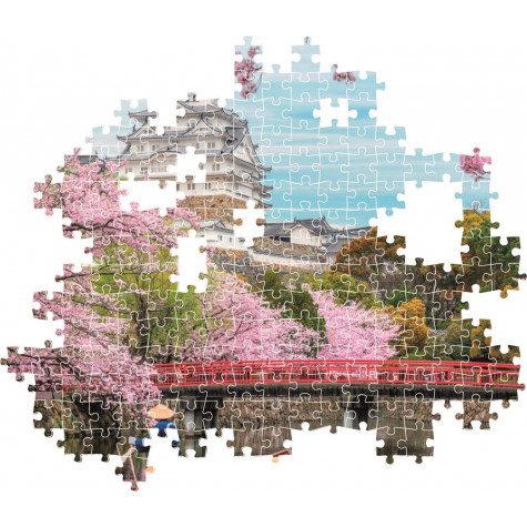 CLEMENTONI Puzzle Hrad Himedži na jaře 1000 dílků