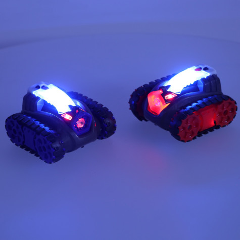 RC Revolt BATTLE auto na dálkové ovládání bojový režim zvuk světla 2ks ~ 2