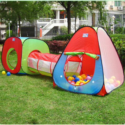 Dětský stan a hrací domeček s tunelem včetně 200 míčků