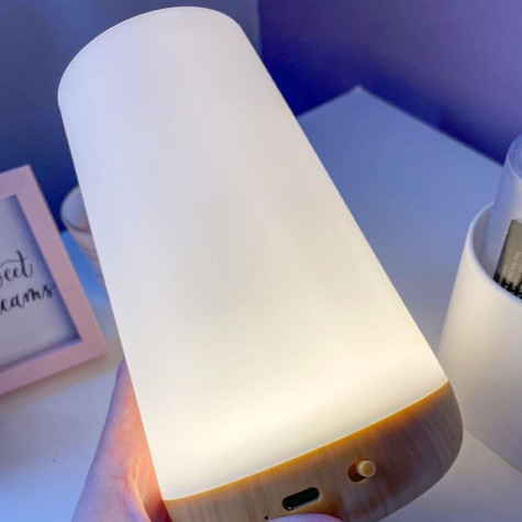 Chytrá LED lampička měnící barvy ~ 3
