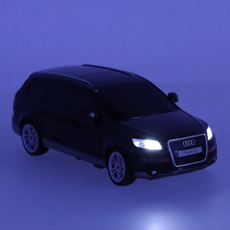 RC auto 1:24 Audi Q7 bílé na dálkové ovládání ~ 8