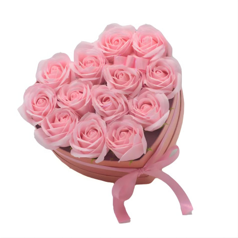 Mýdlové květy růže v dárkovém boxu srdce 13 ks růžové ~ 1