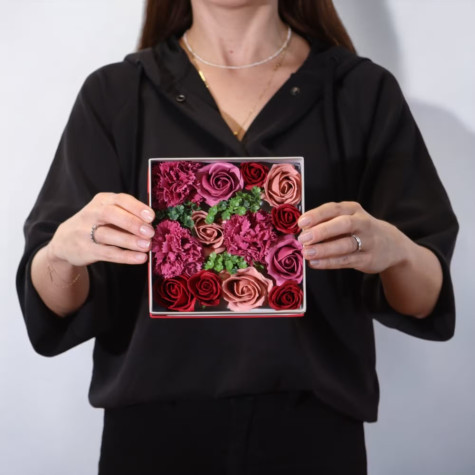 Dárkový box mýdlových květů čtvercový vintage růže ~ 3