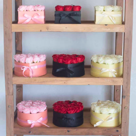 Mýdlové květy růže v dárkovém boxu kruh 14 ks červené ~ 4