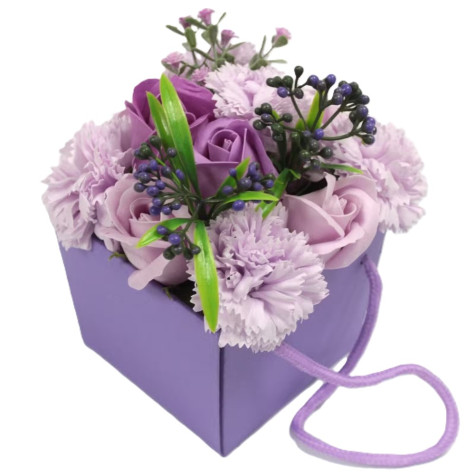 Mýdlové květy v dárkové tašce růže a karafiáty fialové ~ 2