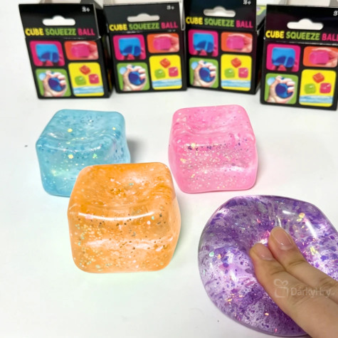Cube Squeeze Glitter perleťová squishy mačkací kostka 5 cm ~ 2