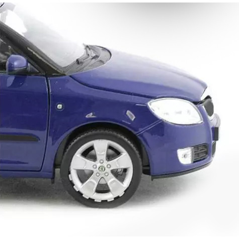 Welly Škoda Fabia Combi II 2009 modrá kovový model auta 1:24 ~ 4