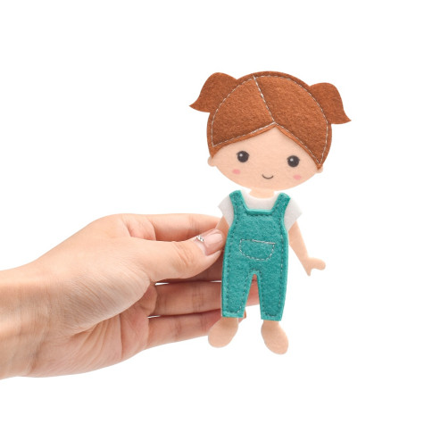 2Kids Toys Senzorická busy kniha Domeček s panenkou ~ 4
