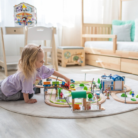 2Kids Toys Vláčkodráha Město a Vesnice 200 dílů ~ 4