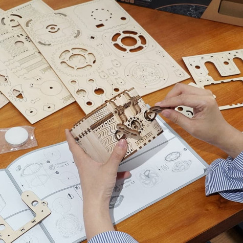 RoboTime 3D dřevěná mechanická skládačka Šperkovnice ~ 2