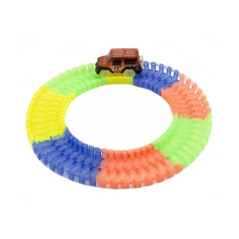Magic Tracks Dráha svítící + auto plast 220ks délka 3,2m na baterie v krabici ~ 4