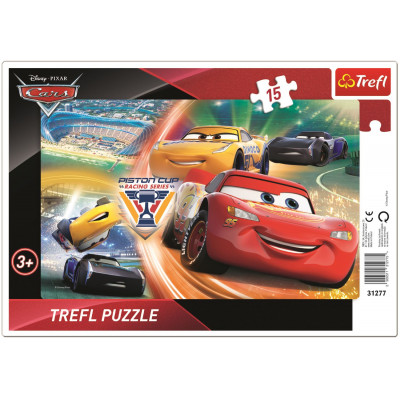Trefl Puzzle deskové Cars/Boj o vítězství 15 dílků