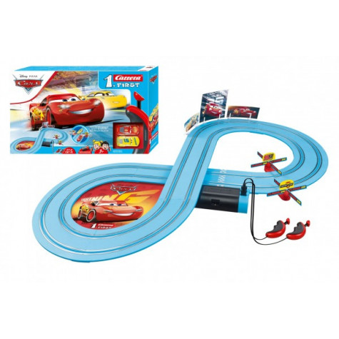 Autodráha Carrera First Auta/Cars 2,4m plast + 2 auta