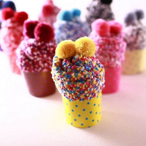 Ponožky - žlutý cupcake ~ 6