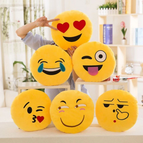 Emoji polštář -  zamilovaný