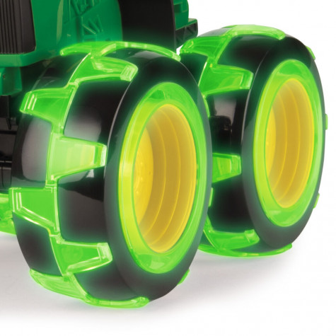 John Deere Kids Monster Treads traktor svítící kola 23 cm