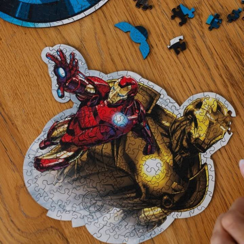 TREFL Wood Craft Origin puzzle Odvážný Iron Man 160 dílků